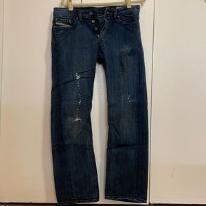 Diesel men “Viker” stonewashed blue jeans straight cut 32 W 30 L